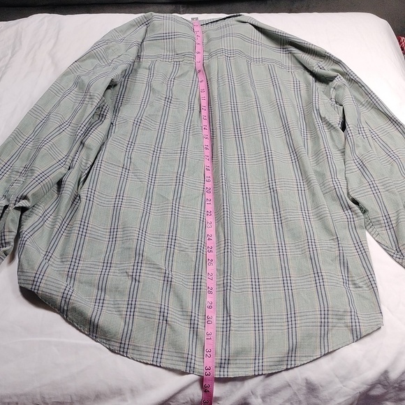 Van Heusen men's long sleeve button down shirt size large - Picture 9 of 11